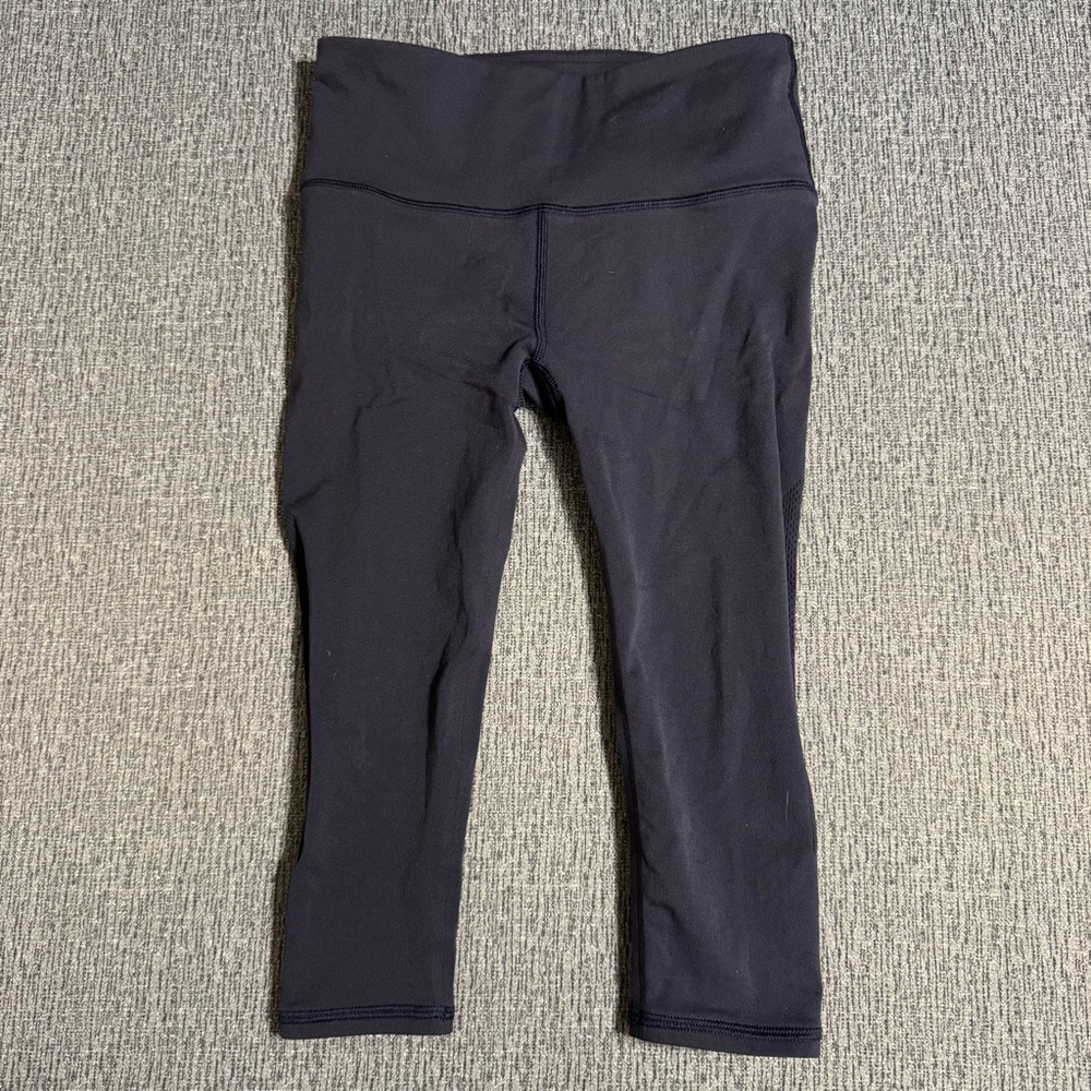lululemon athletica Black High-Rise Cropped Leggings